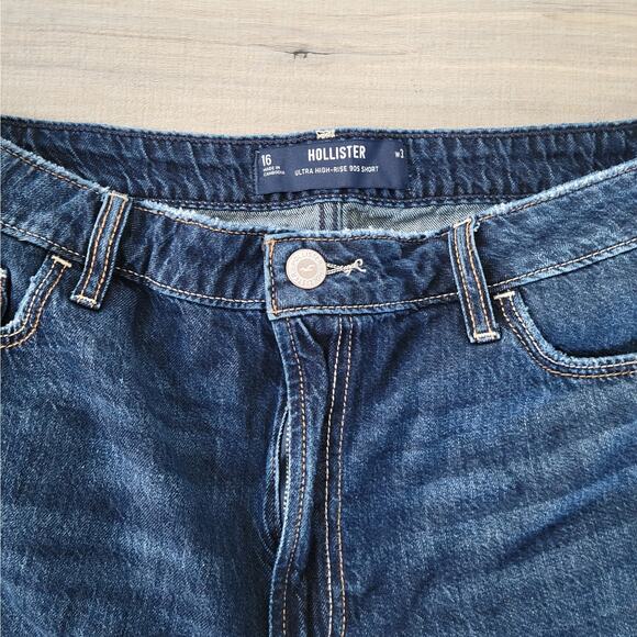 Hollister Ultra High-Rise 90's Short Dark Blue Raw Hem Shorts Women Sz 16/33 - Picture 8 of 9